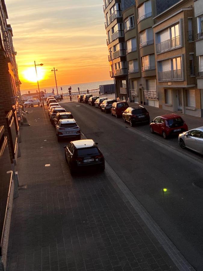 Appart Sympa 6P Avec Garage Et Terrasse Ensoleillee Et Spacieuse A 25M De La Mer Westende Middelkerke Exterior foto